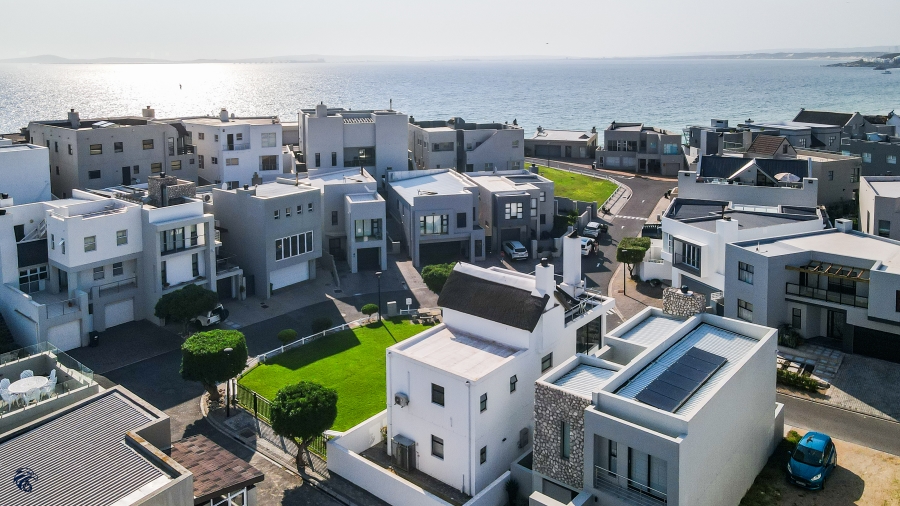 3 Bedroom Property for Sale in Waterfront Western Cape